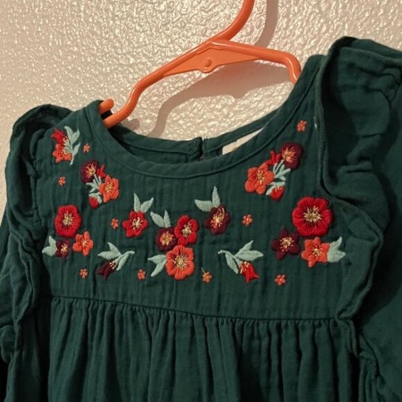 Cat & Jack size 4/5 Embroidered Bohemian Holiday Floral Dress - Picture 2 of 3